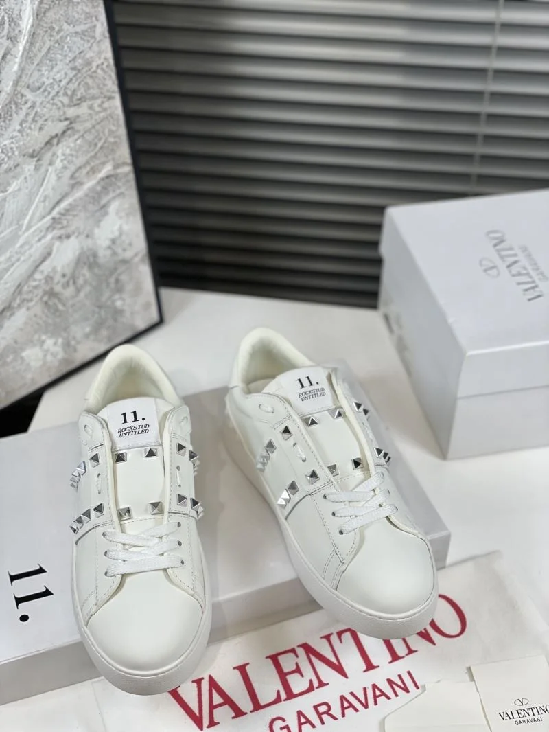 Stylish Valentino Open Shoes 36424