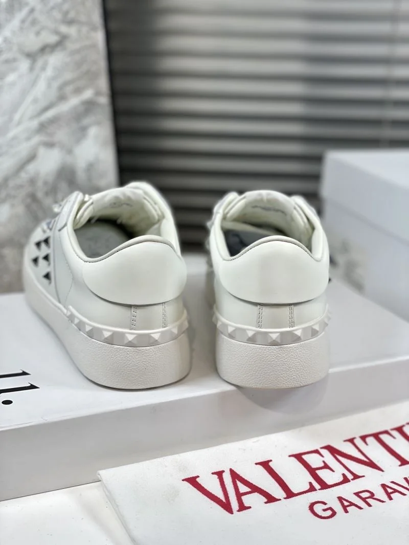 Stylish Valentino Open Shoes 36424