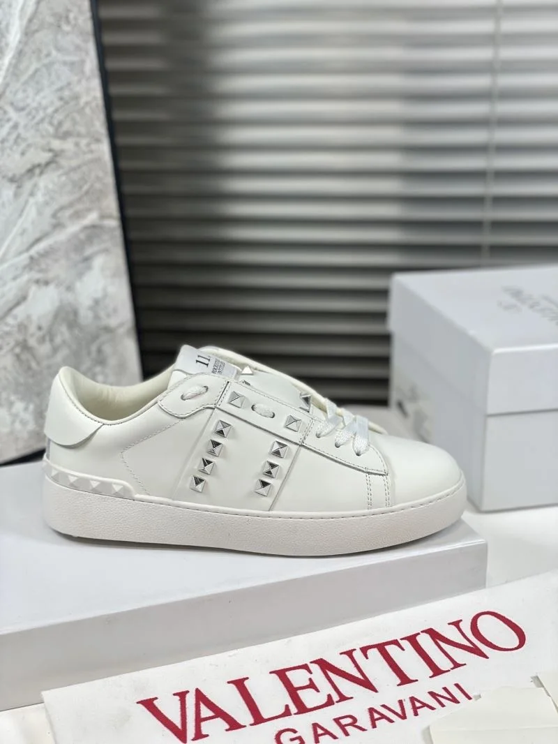 Stylish Valentino Open Shoes 36424