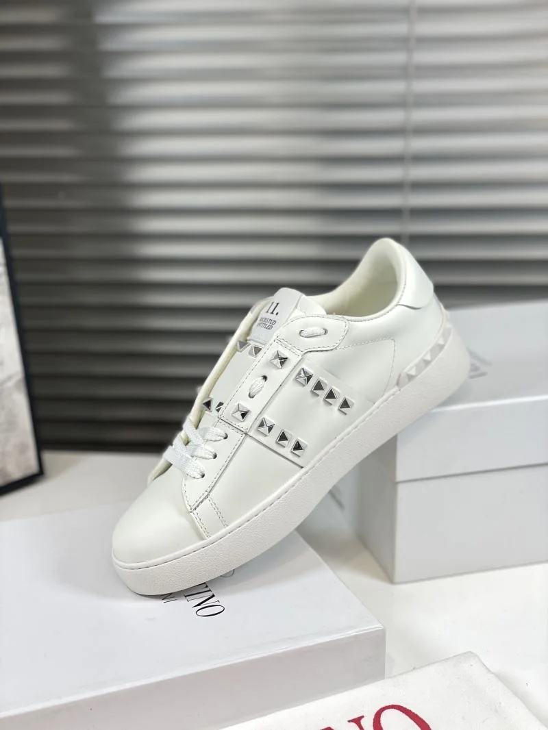 Stylish Valentino Open Shoes 36424