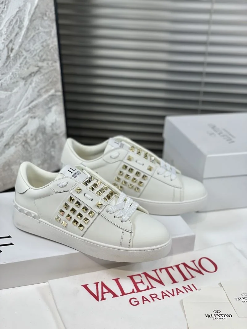 Lightweight Valentino Open Shoes 36397