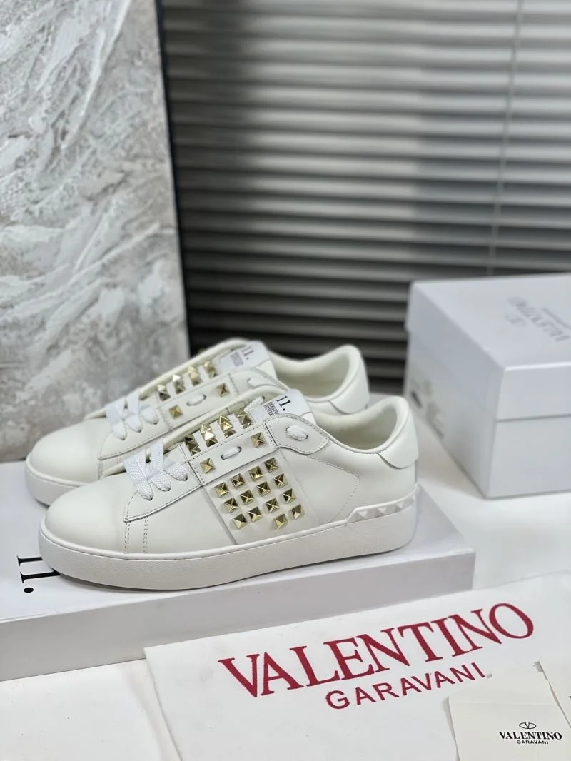 Lightweight Valentino Open Shoes 36397
