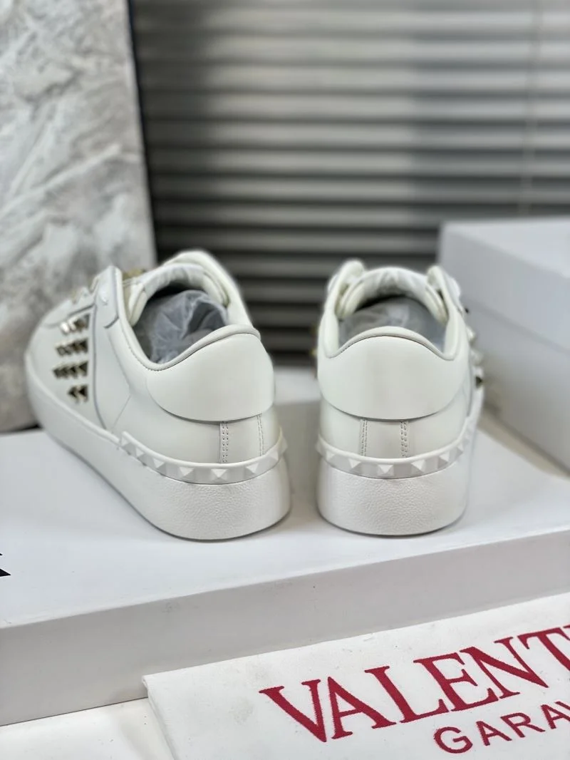 Lightweight Valentino Open Shoes 36397