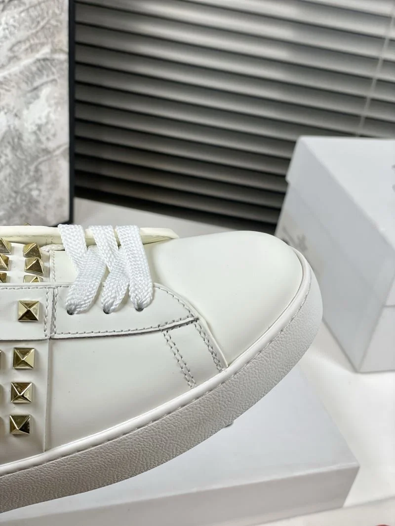 Lightweight Valentino Open Shoes 36397