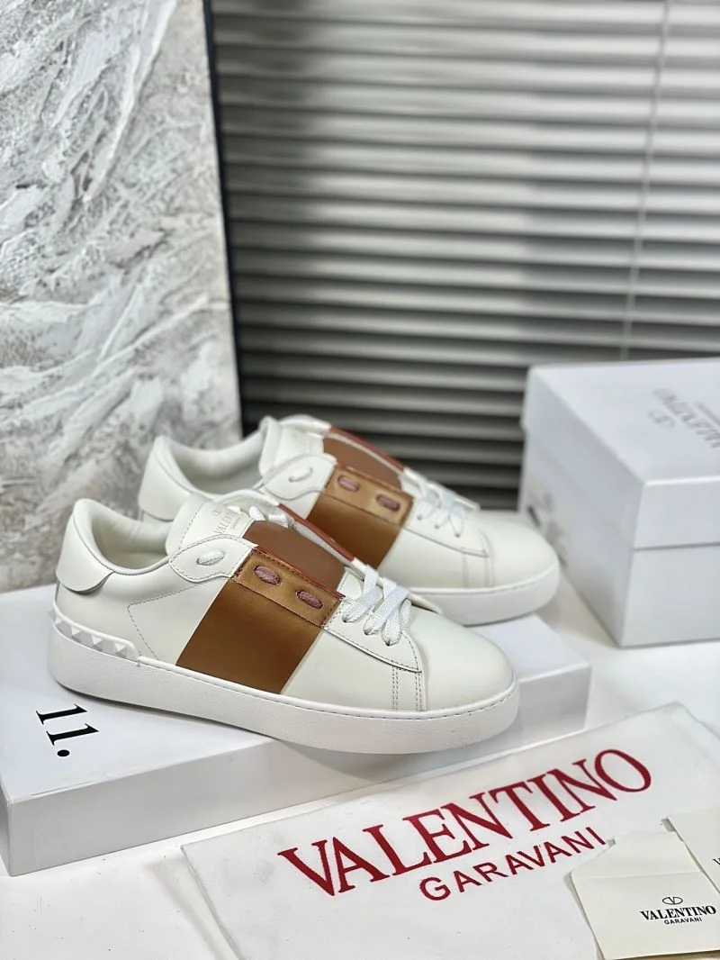 Unique Valentino Open Shoes 36404