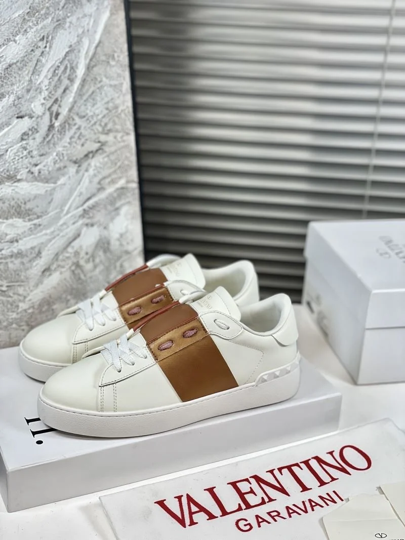 Unique Valentino Open Shoes 36404