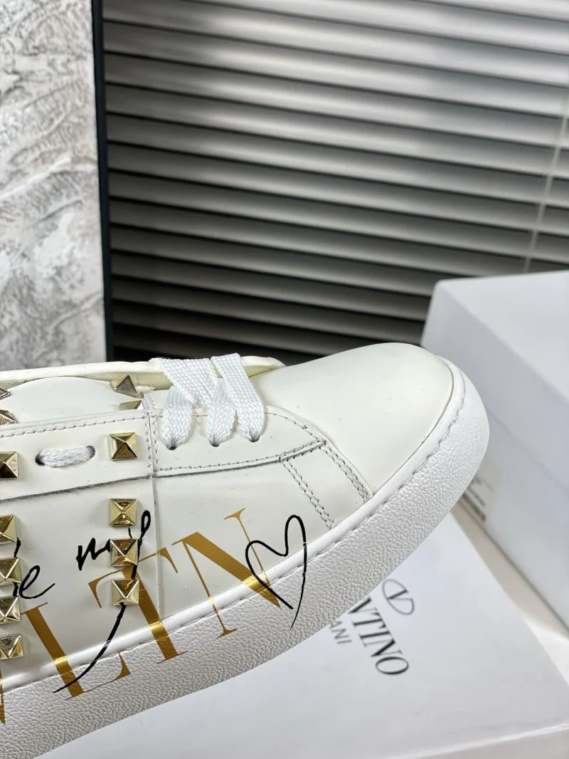 Durable Valentino Open Shoes 36389