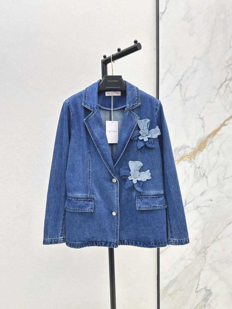 Valentino Outwear Breathable 174213