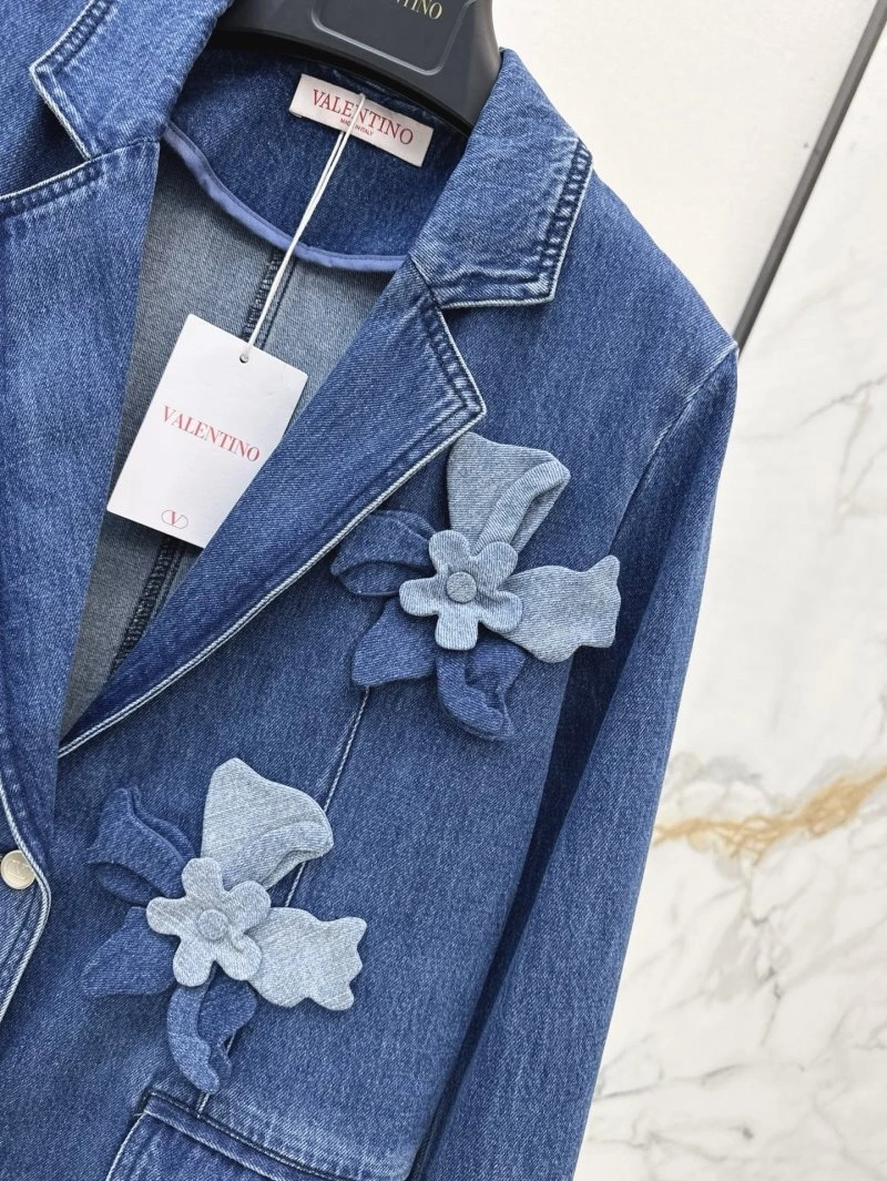 Valentino Outwear Breathable 174213