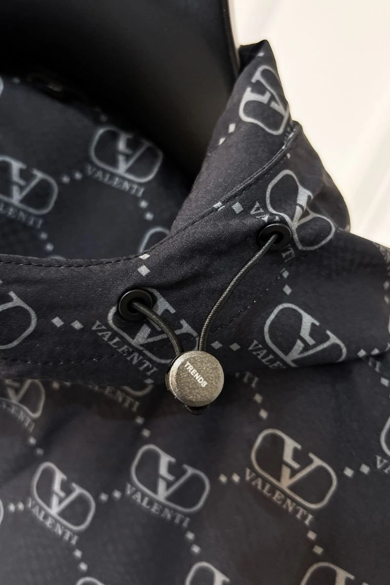 Affordable Valentino Outwear 174764