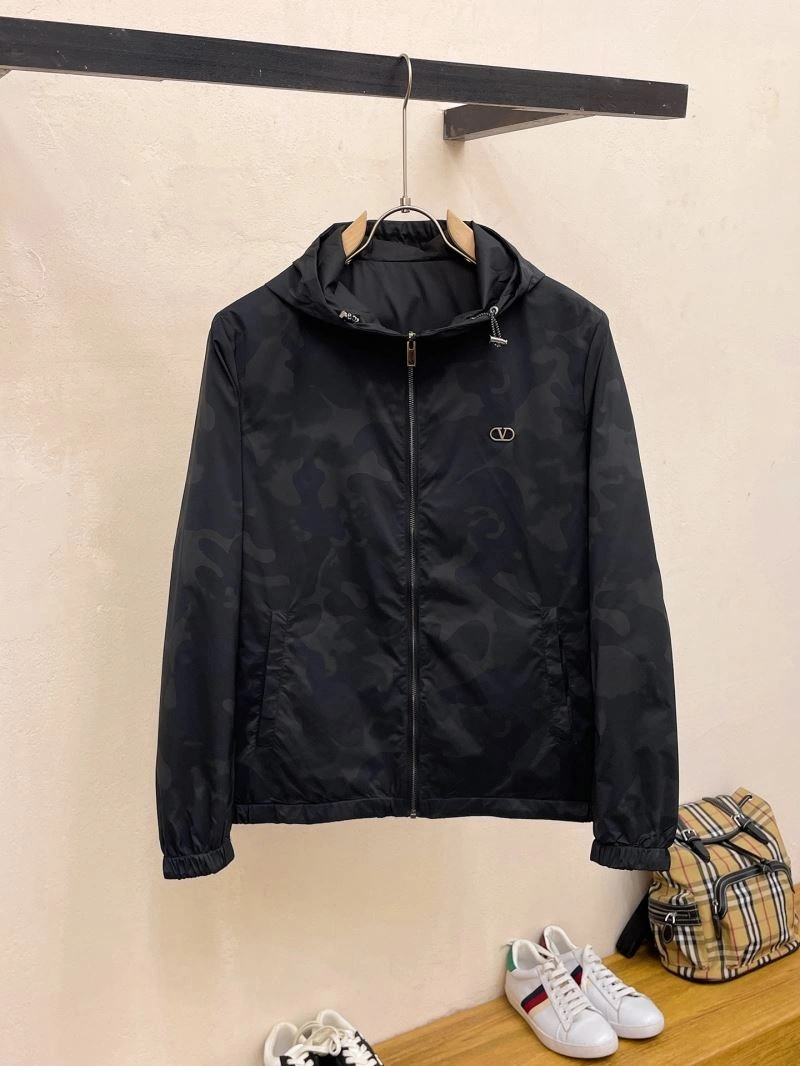 Valentino Outwear FreshLook 174678