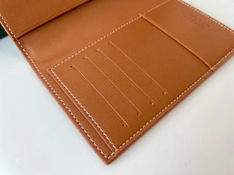 Stylish Valentino Passport Holders 270509