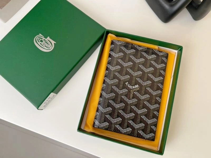 Vibrant Valentino Passport Holders 270505