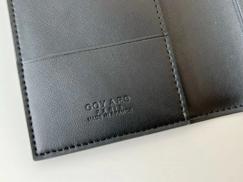Vibrant Valentino Passport Holders 270505