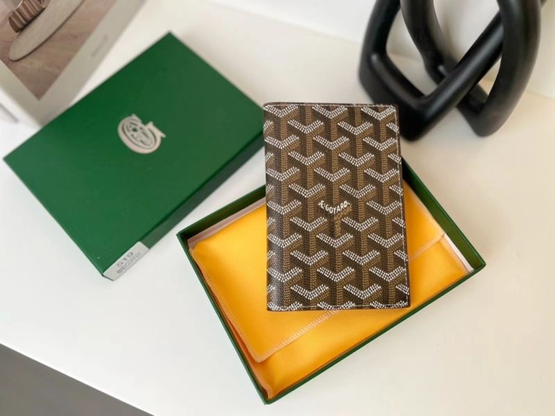 Valentino Passport Holders Compact 270503