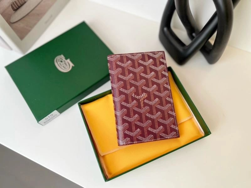 Valentino Passport Holders ModernLook 270502