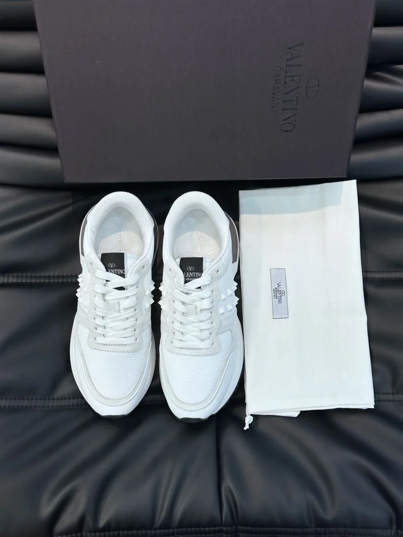 Affordable Valentino Rockrunner Shoes 35799