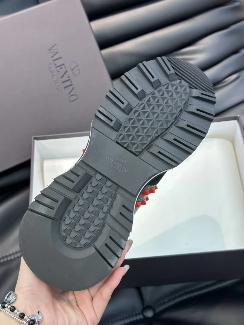 Affordable Valentino Rockrunner Shoes 35796