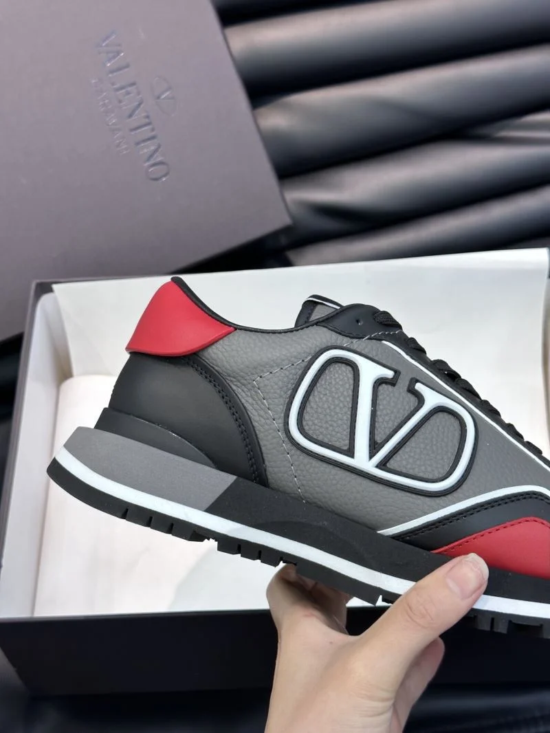 Valentino Rockrunner Shoes Durable 35801