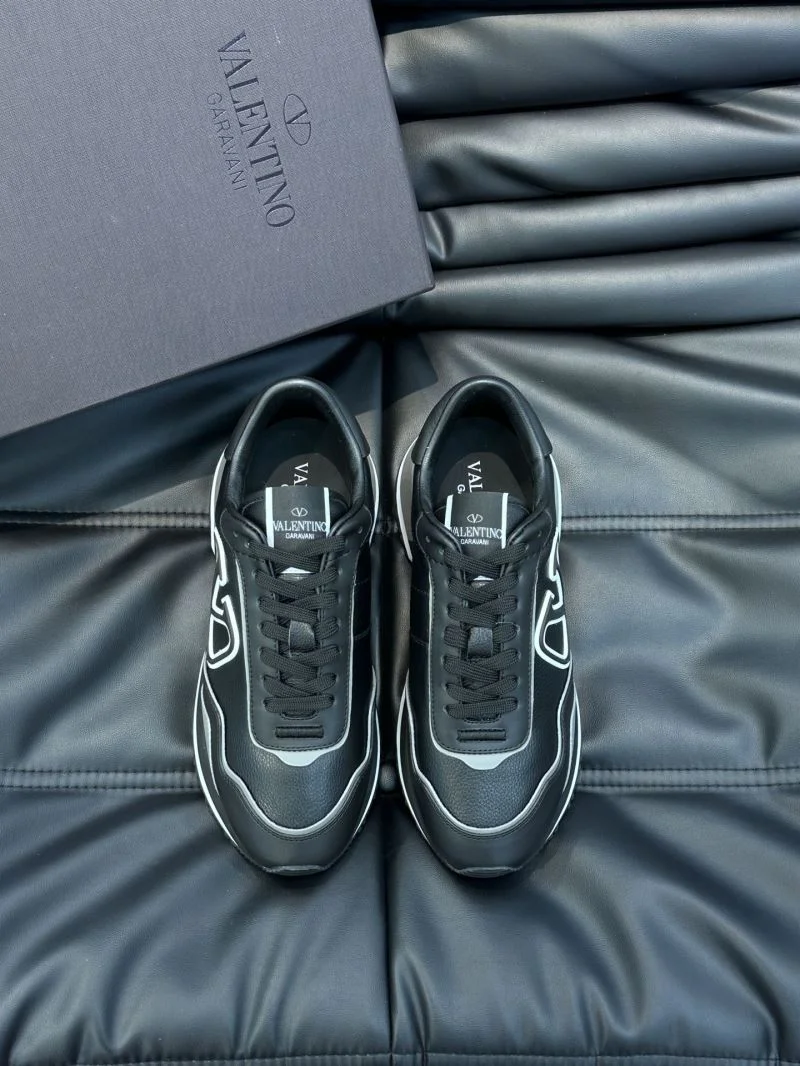 Valentino Rockrunner Shoes Trendy 35794