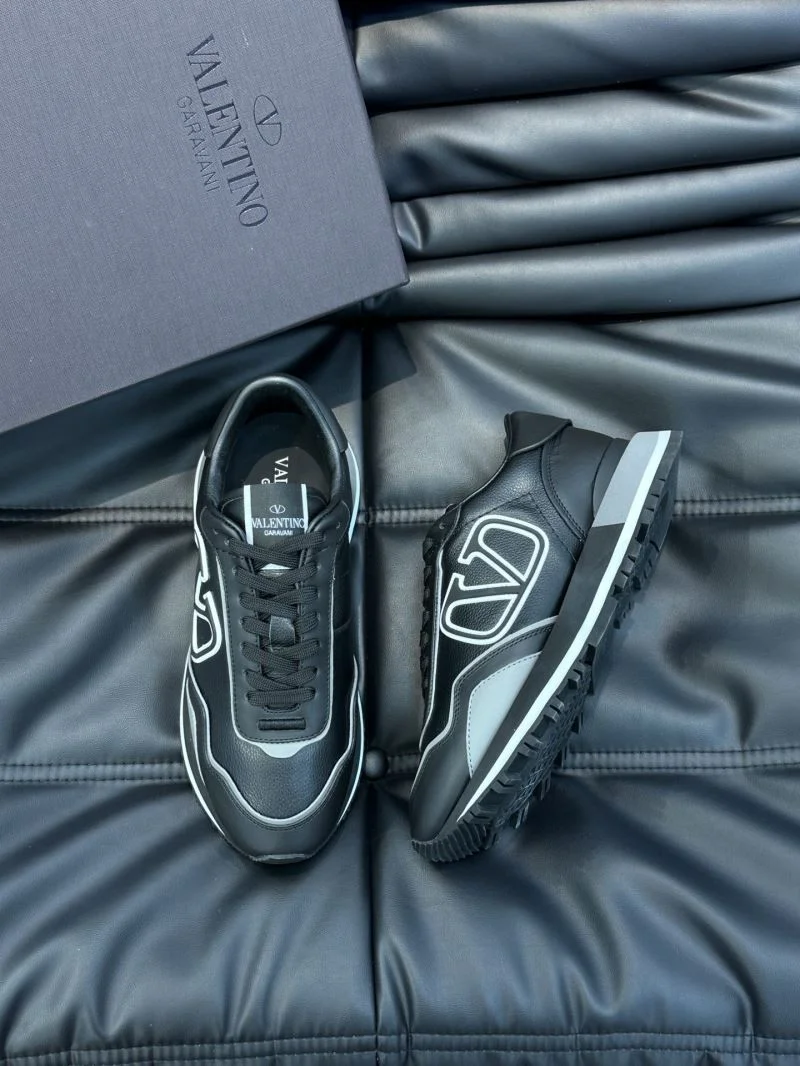 Valentino Rockrunner Shoes Trendy 35794