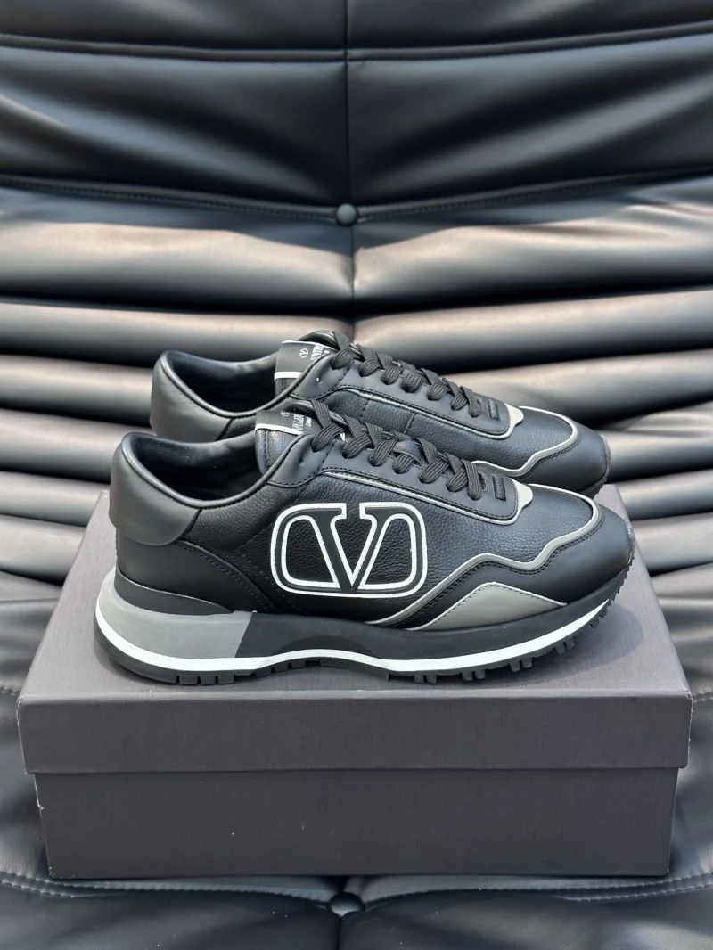 Valentino Rockrunner Shoes Trendy 35794