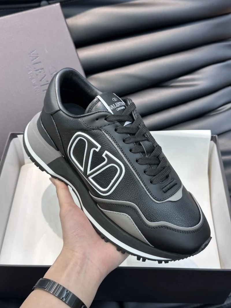 Valentino Rockrunner Shoes Trendy 35794