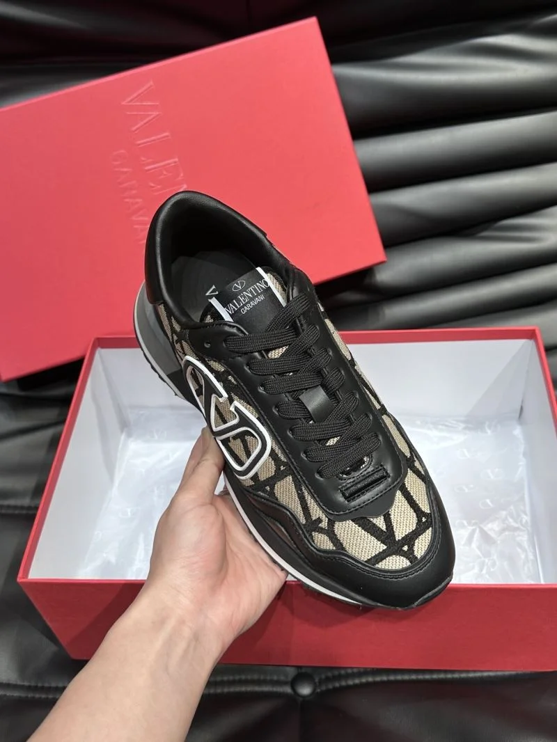 Valentino Rockrunner Shoes SmoothTexture 35789