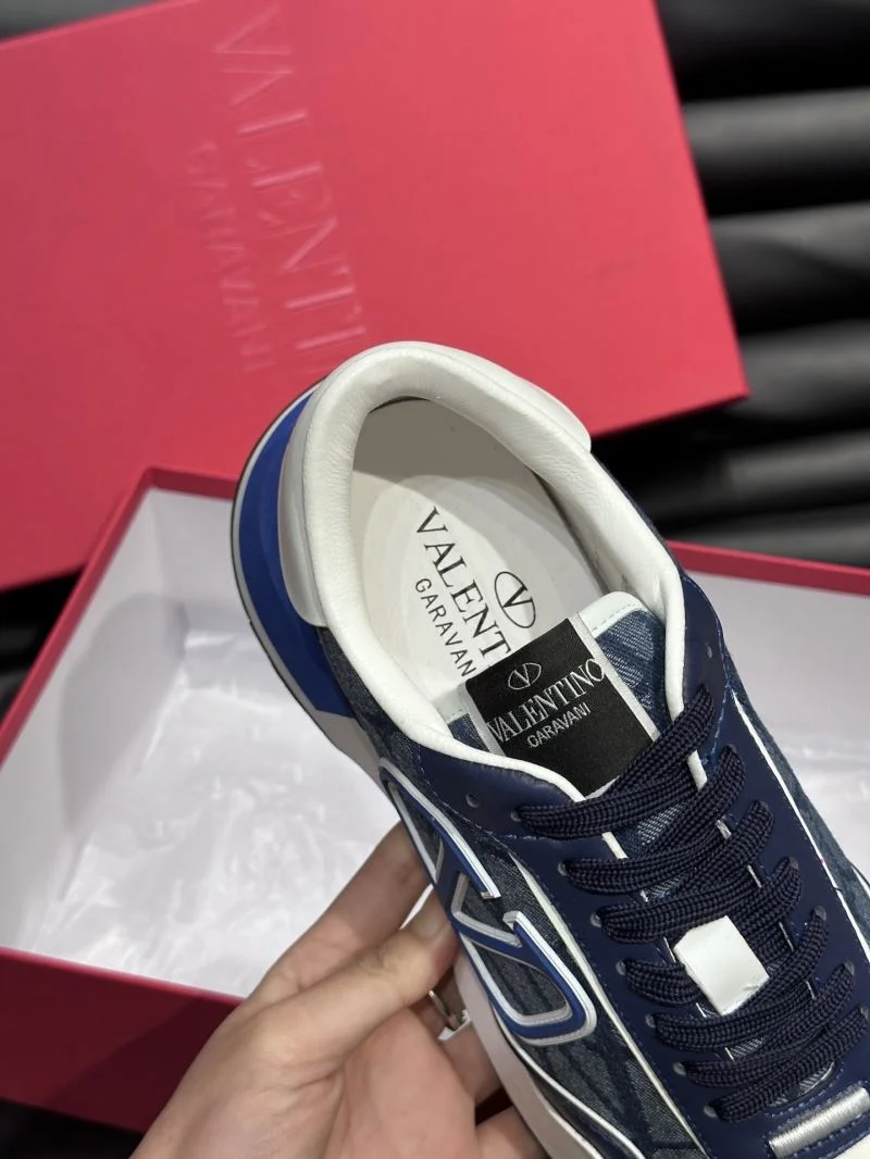 Packable Valentino Rockrunner Shoes 35782