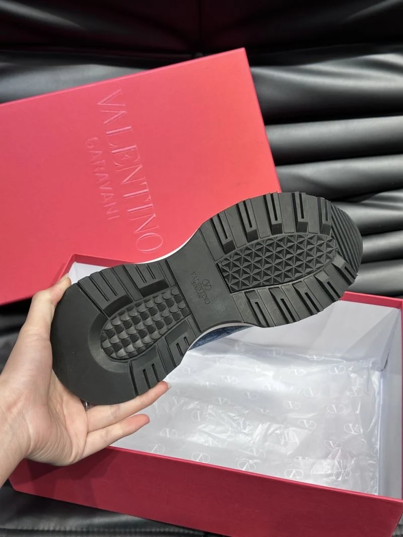 Packable Valentino Rockrunner Shoes 35782