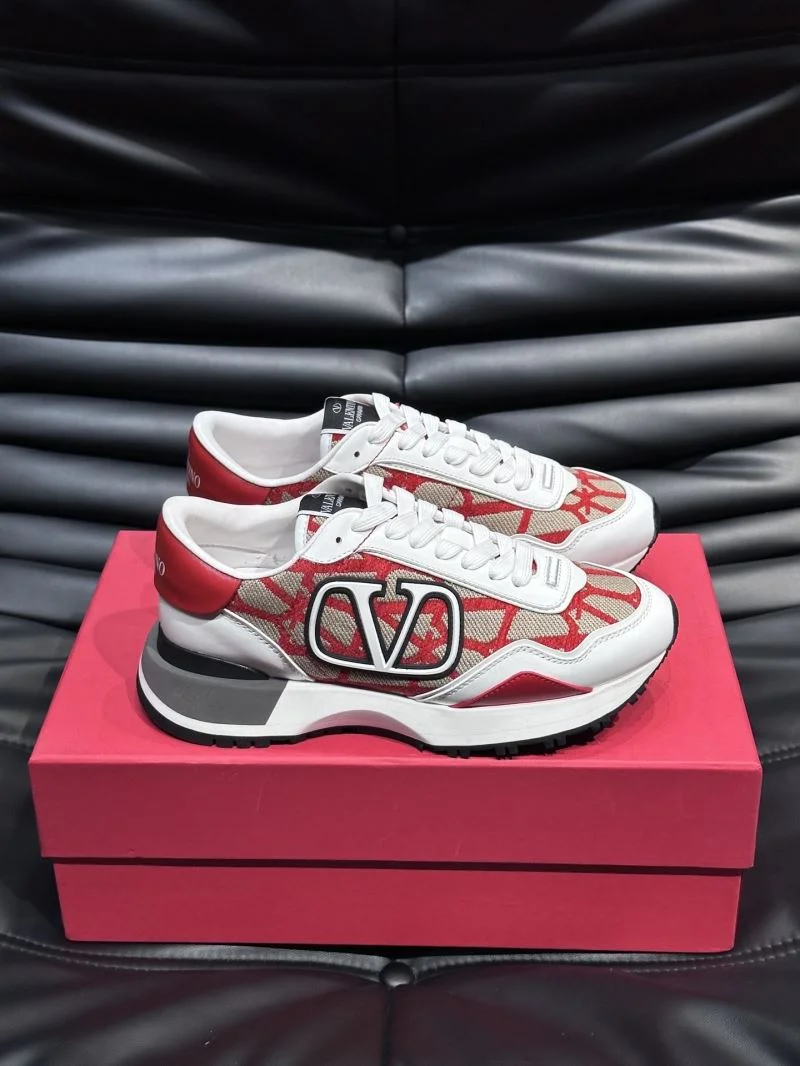 Valentino Rockrunner Shoes Lightweight 35784