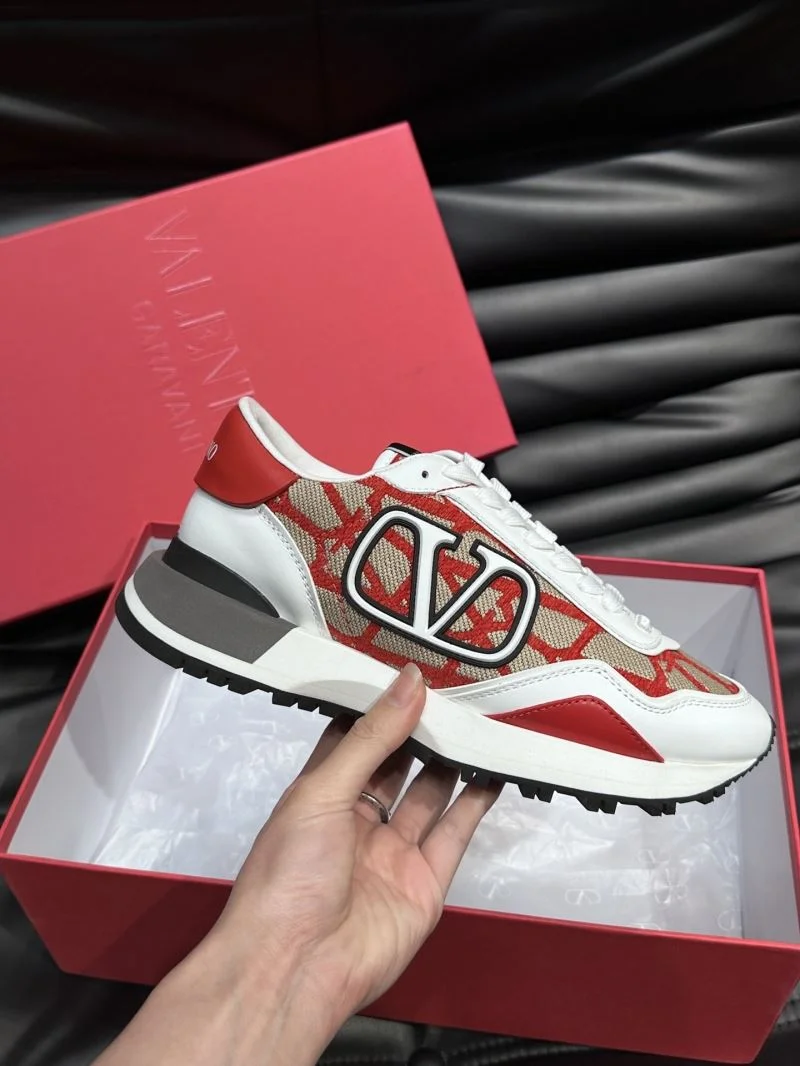 Valentino Rockrunner Shoes Lightweight 35784