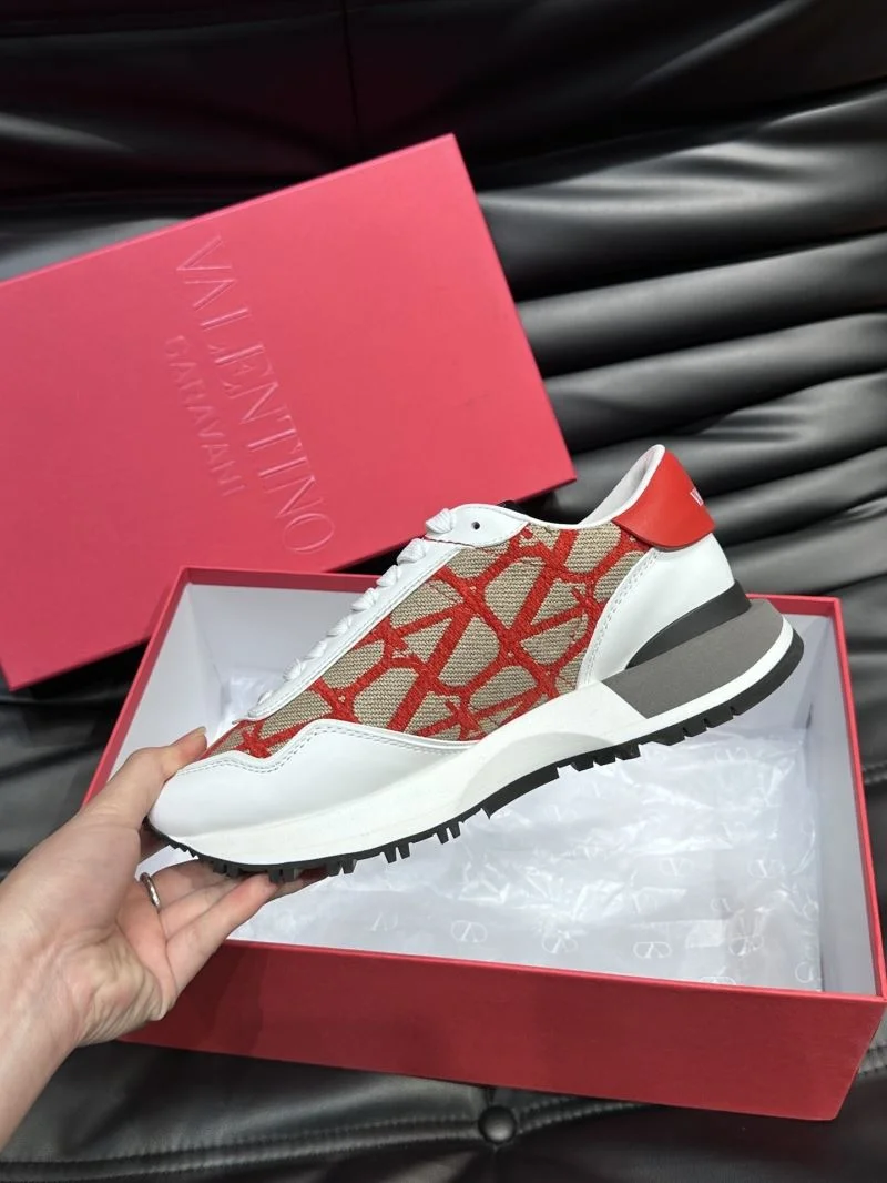 Valentino Rockrunner Shoes Lightweight 35784