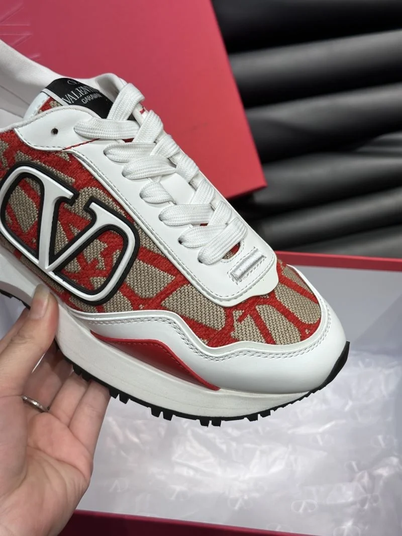 Valentino Rockrunner Shoes Lightweight 35784