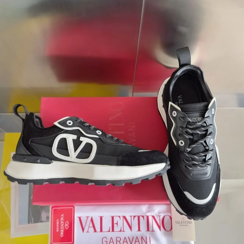 Valentino Rockrunner Shoes HighPerformance 36386