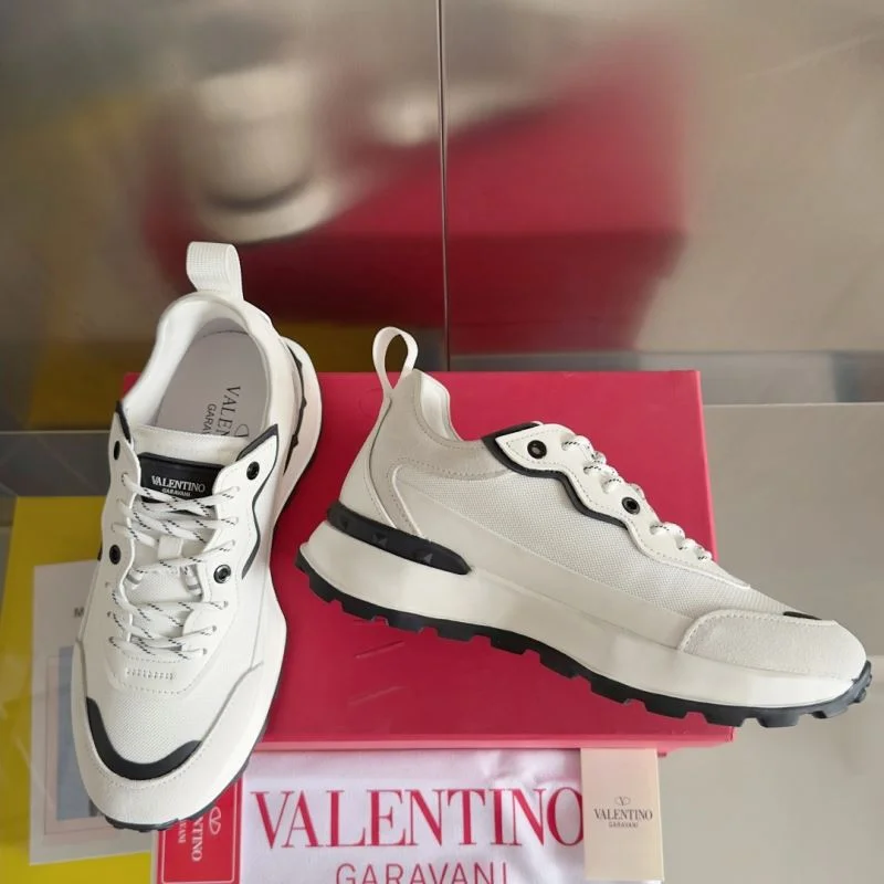 SoftTouch Valentino Rockrunner Shoes 36385