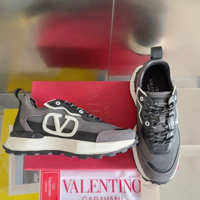 Comfortable Valentino Rockrunner Shoes 36384