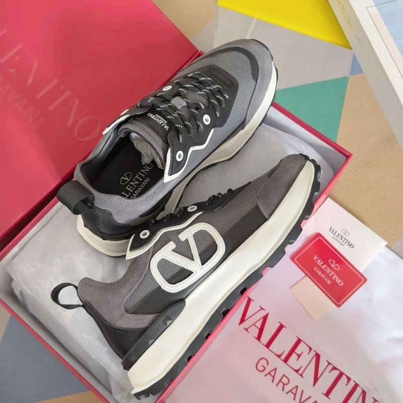 Comfortable Valentino Rockrunner Shoes 36384
