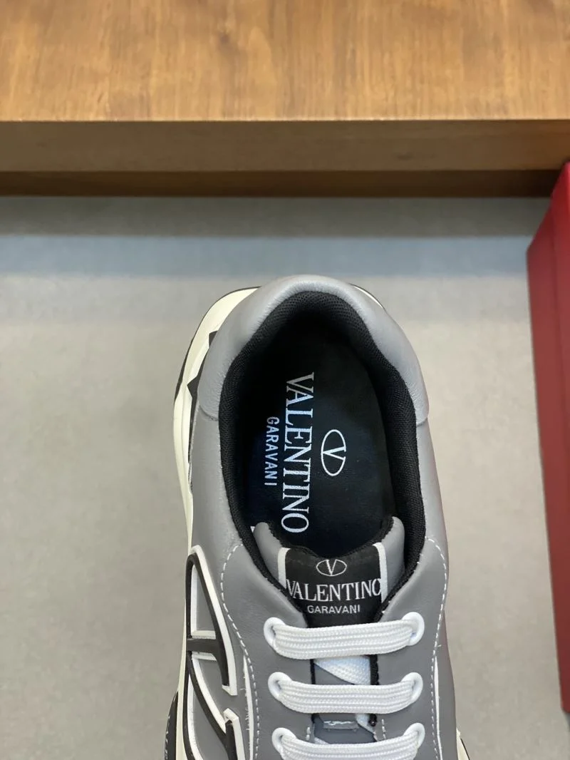 Valentino Rockrunner Shoes Sophisticated 36897