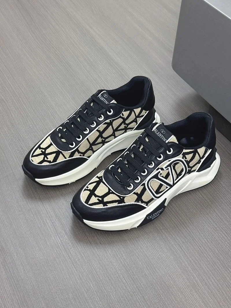 Breathable Valentino Rockrunner Shoes 36889