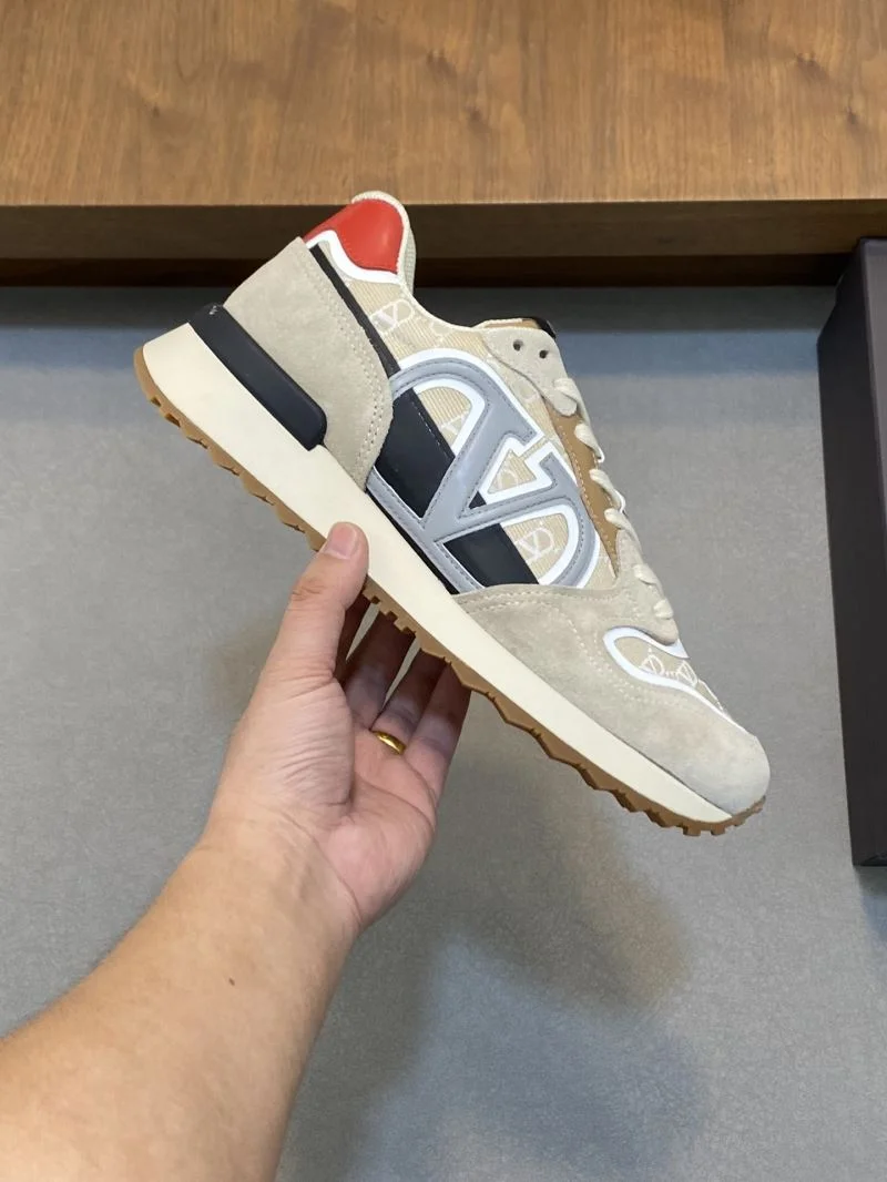 Sophisticated Valentino Rockrunner Shoes 36885