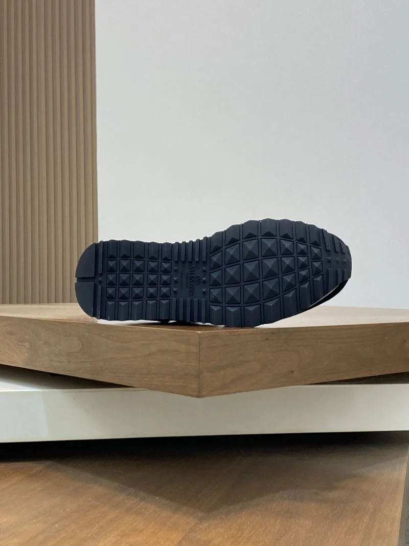 NewStyle Valentino Rockrunner Shoes 36886