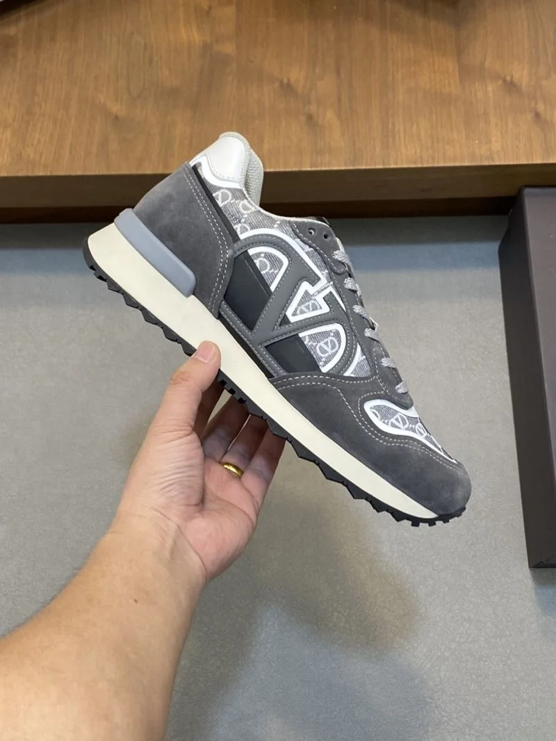 Packable Valentino Rockrunner Shoes 36884