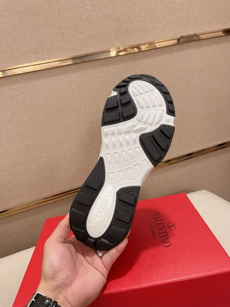 Practical Valentino Rockrunner Shoes 36879