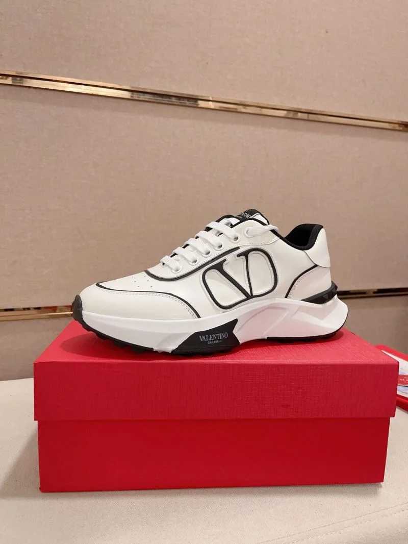 Soft Valentino Rockrunner Shoes 36862