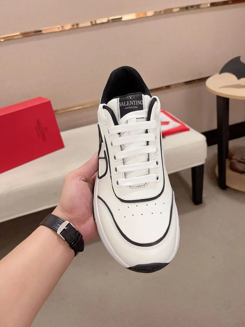 Soft Valentino Rockrunner Shoes 36862