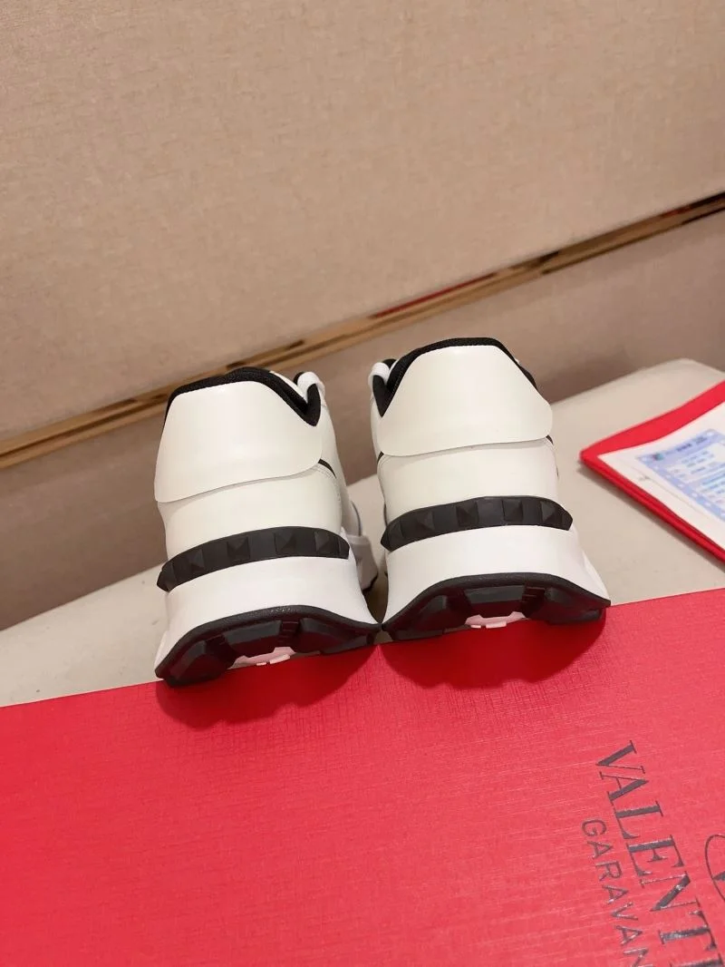 Soft Valentino Rockrunner Shoes 36862