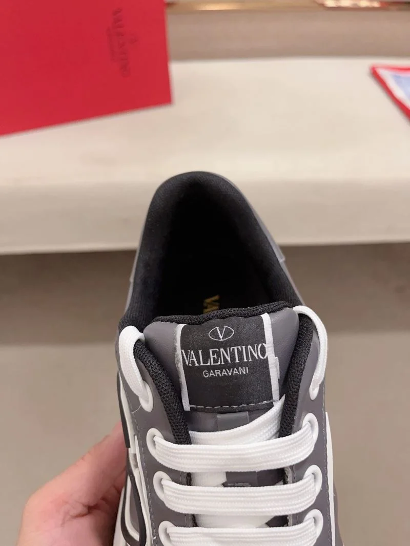 GoodFit Valentino Rockrunner Shoes 36870