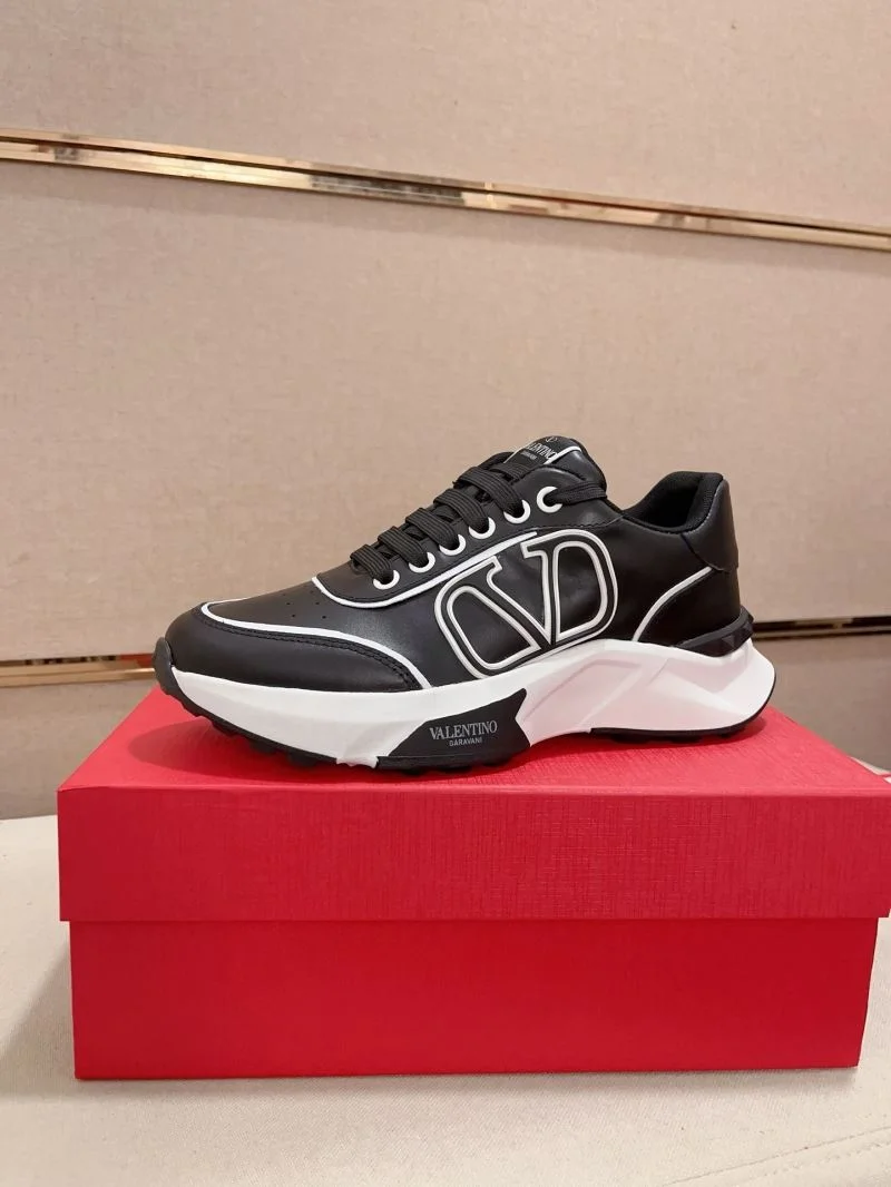 ZipUp Valentino Rockrunner Shoes 36864