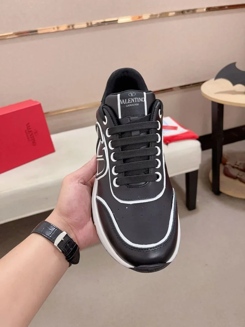 ZipUp Valentino Rockrunner Shoes 36864